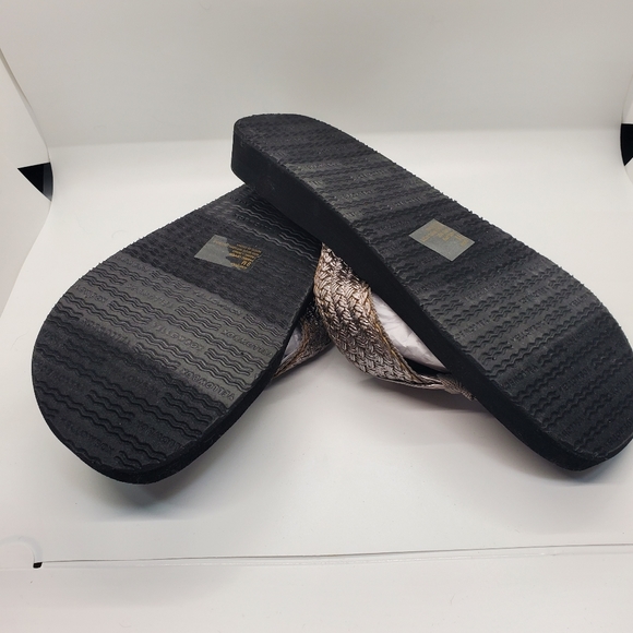 Yellow Box Sandals - Picture 4 of 6